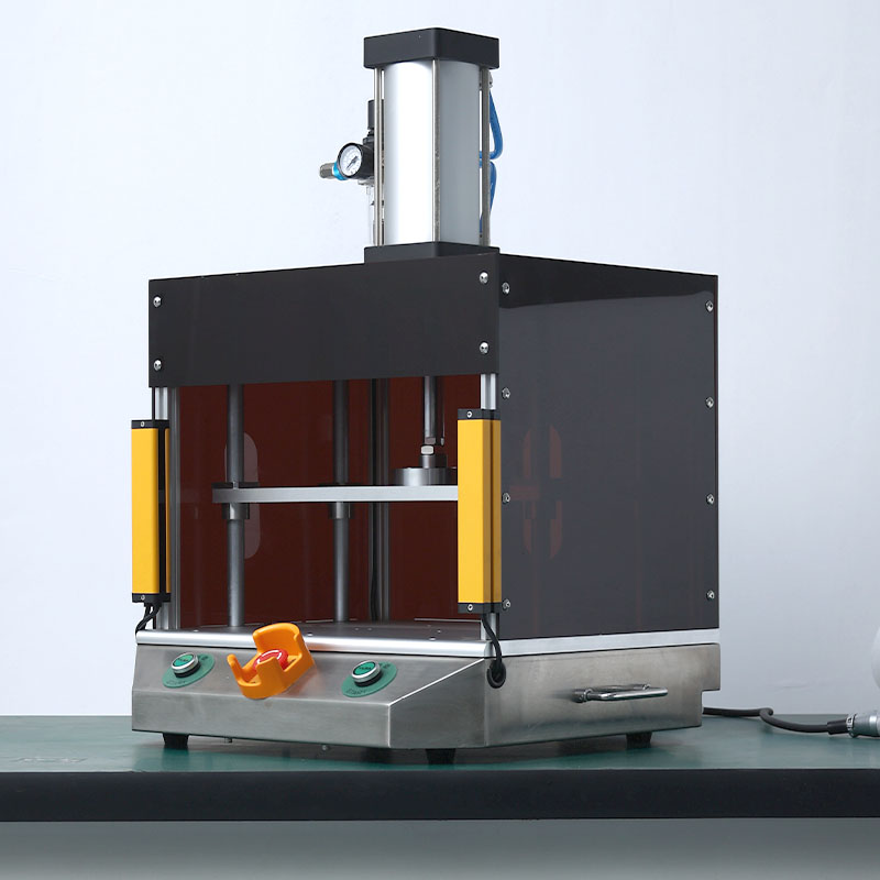 BroomeAir tightness test fixture